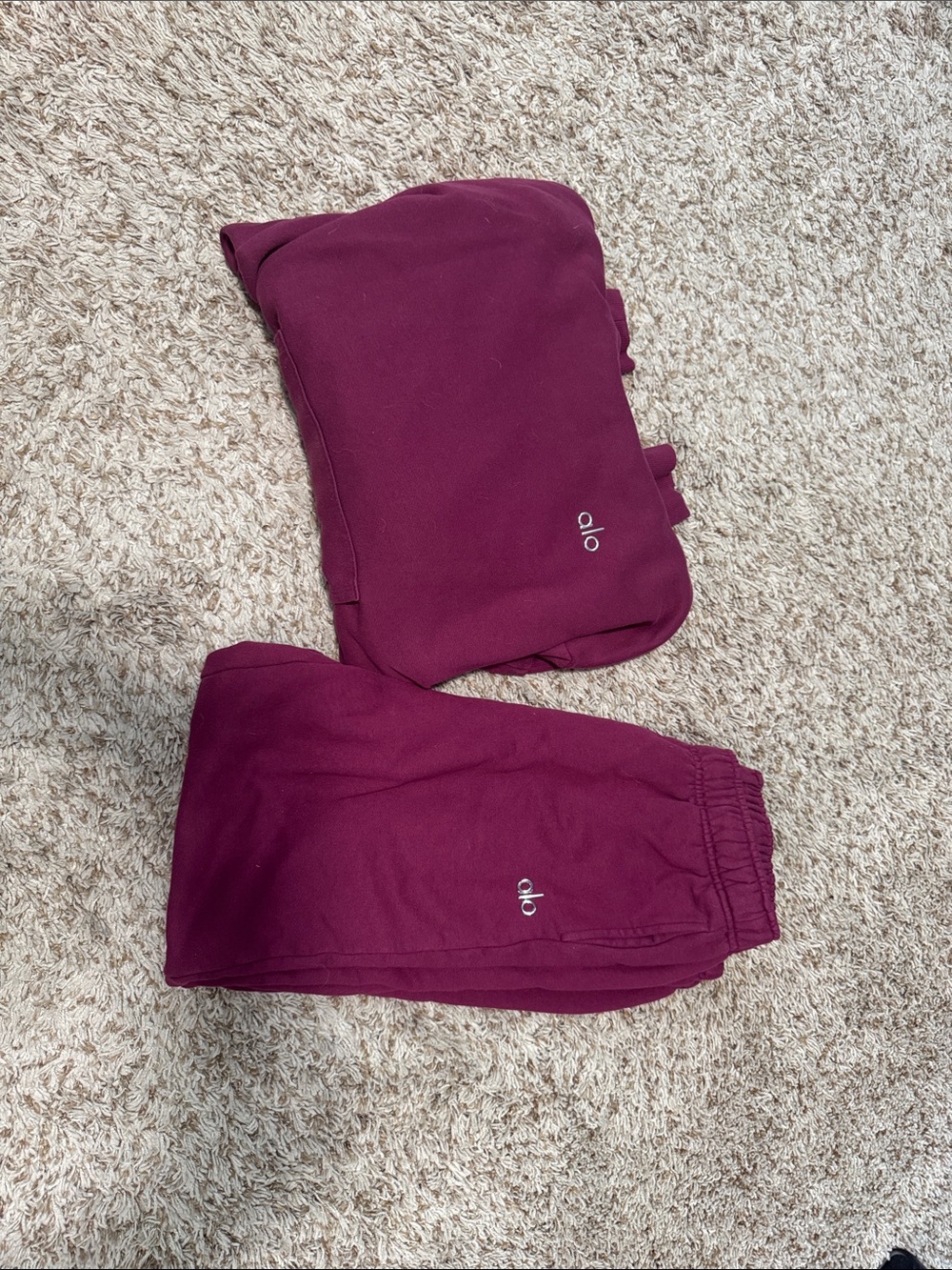 ALO Yoga Burgundy Pullover Hoodie and matching sweatpants
